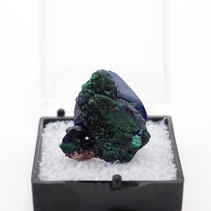 Azurite with Malachite crystal from Milpillas mine, Mexico thumbnail mineral specimen perky box (TN5306-36) structureminerals