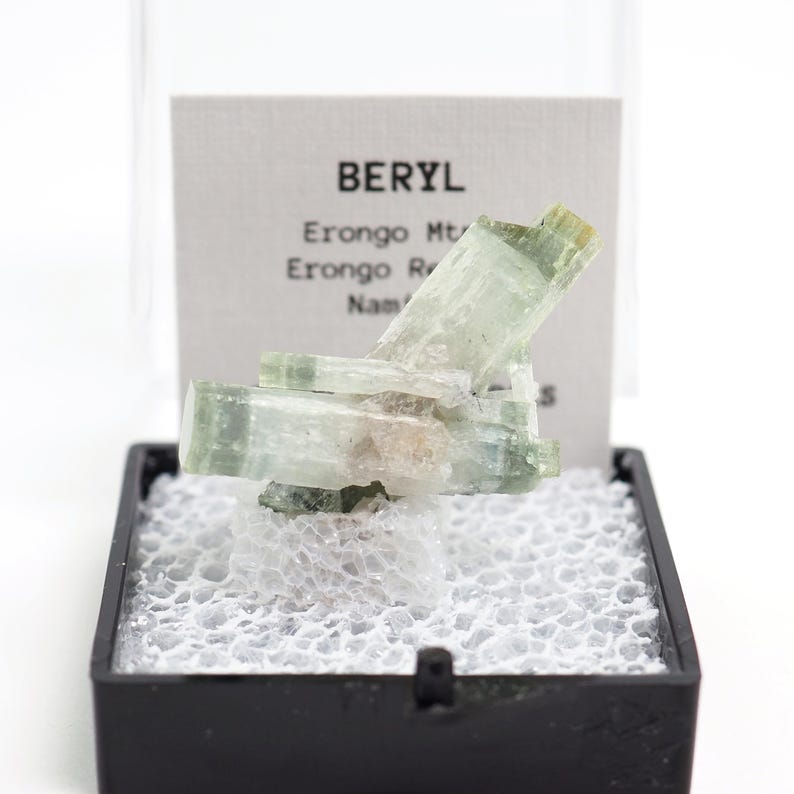 Beryl Crystal Namibia Thumbnail Mineral Specimen Perky Box - Etsy
