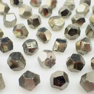 Pyrite Crystal Natural Stone Mineral Specimen from Peru - structureminerals