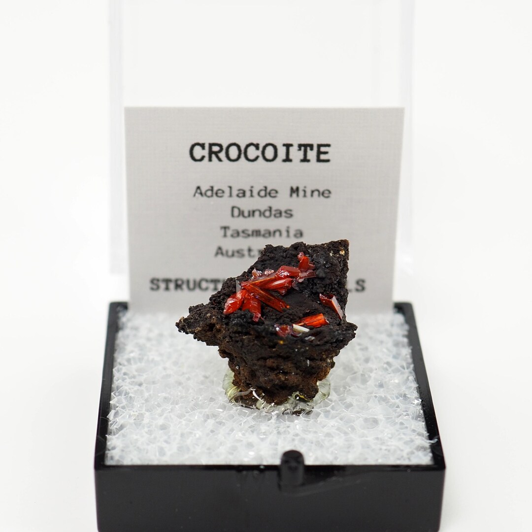 Crocoite Crystals Adelaide Mine, Tasmania, Australia - Mineral Specimen ...