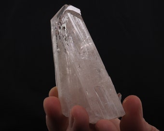 Danburite crystal cluster natural stone from Charcas, Mexico - 146gm / 88mm x 47mm x 36mm (f1122-6)