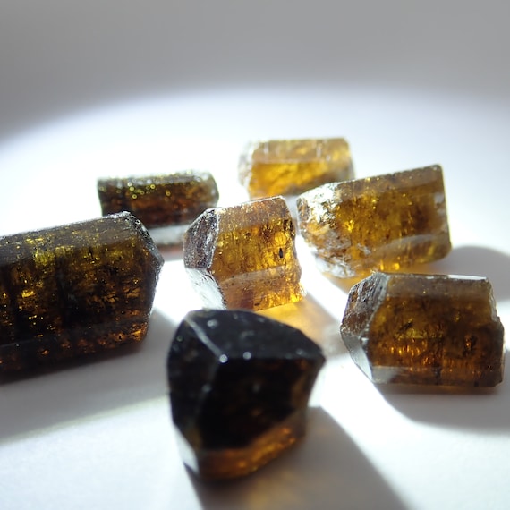 大きなドラバイト ★ ベトナム産 鉱物 トルマリン 原石 宝石 天然石 ウバイト/ドラバイト・トルマリン 3.157ct原石