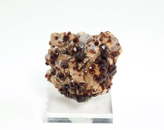 Spessartine Garnets on Feldspar mineral specimen from Tongbei, China - 38mm x 38mm x 21mm (F96613) structure minerals