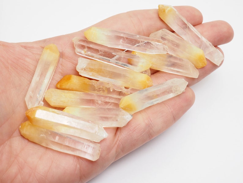 ONE Halloysite included Quartz crystal from Colombia select your size mango quartz point natural stone specimen 5gm / 29-39mm