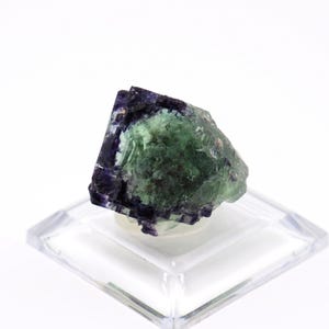 Fluorietkristal uit Erongo Mtns, Namibië natuursteen mineraal specimen structuur mineralen (F50206-6)