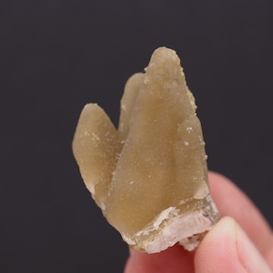 Smithsonite After Calcite Crystal: San Antonio Mine, Mexico