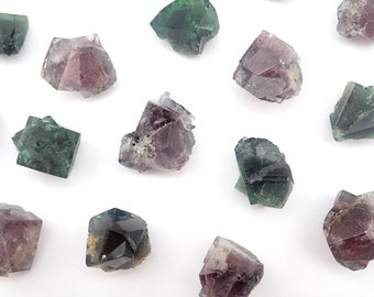 イタリア・カラーラ産クォーツクリスタル「ダイヤモンドクォーツ」（23