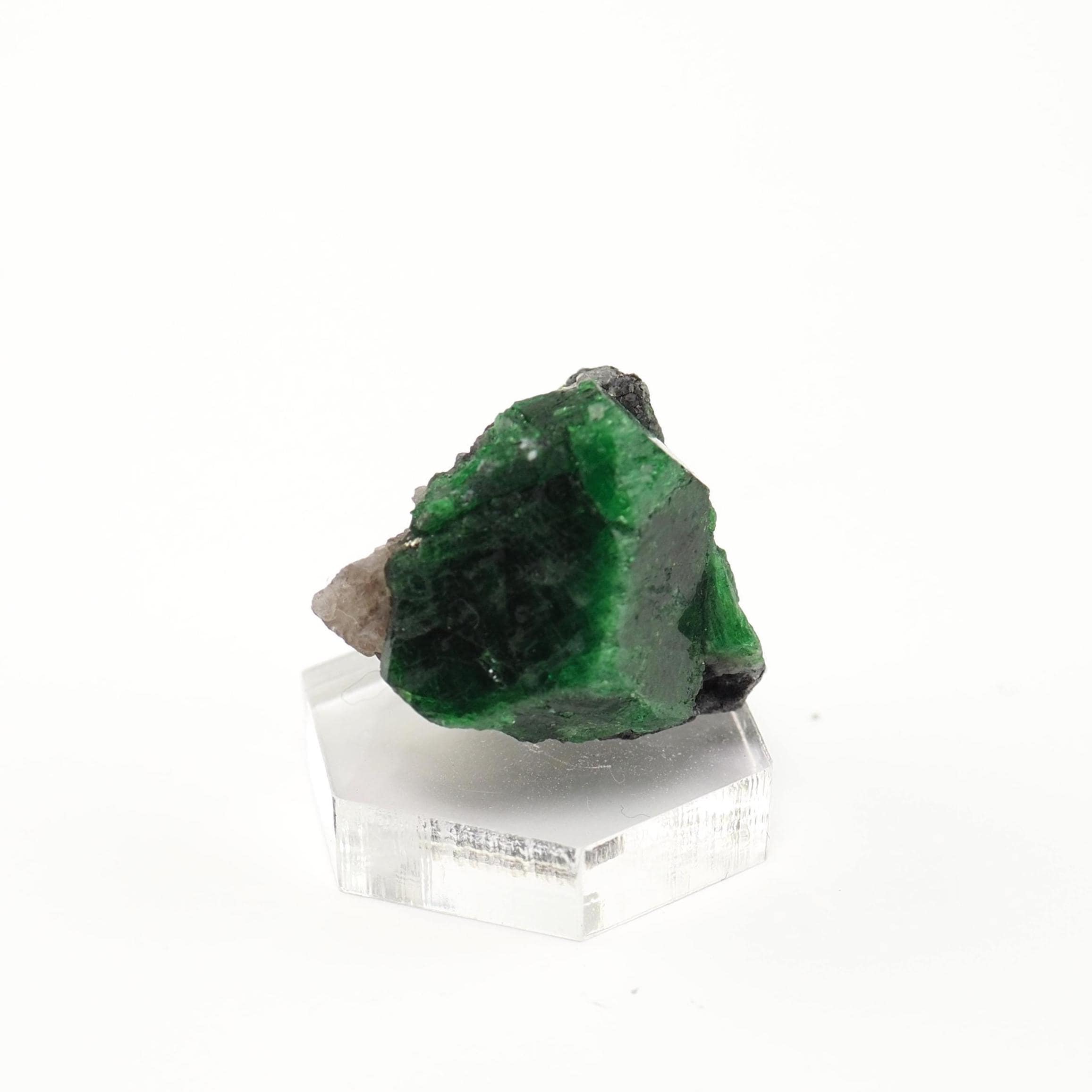 ツァボライトガーネット結晶 タンザニア産 グロッシュラーグリーン