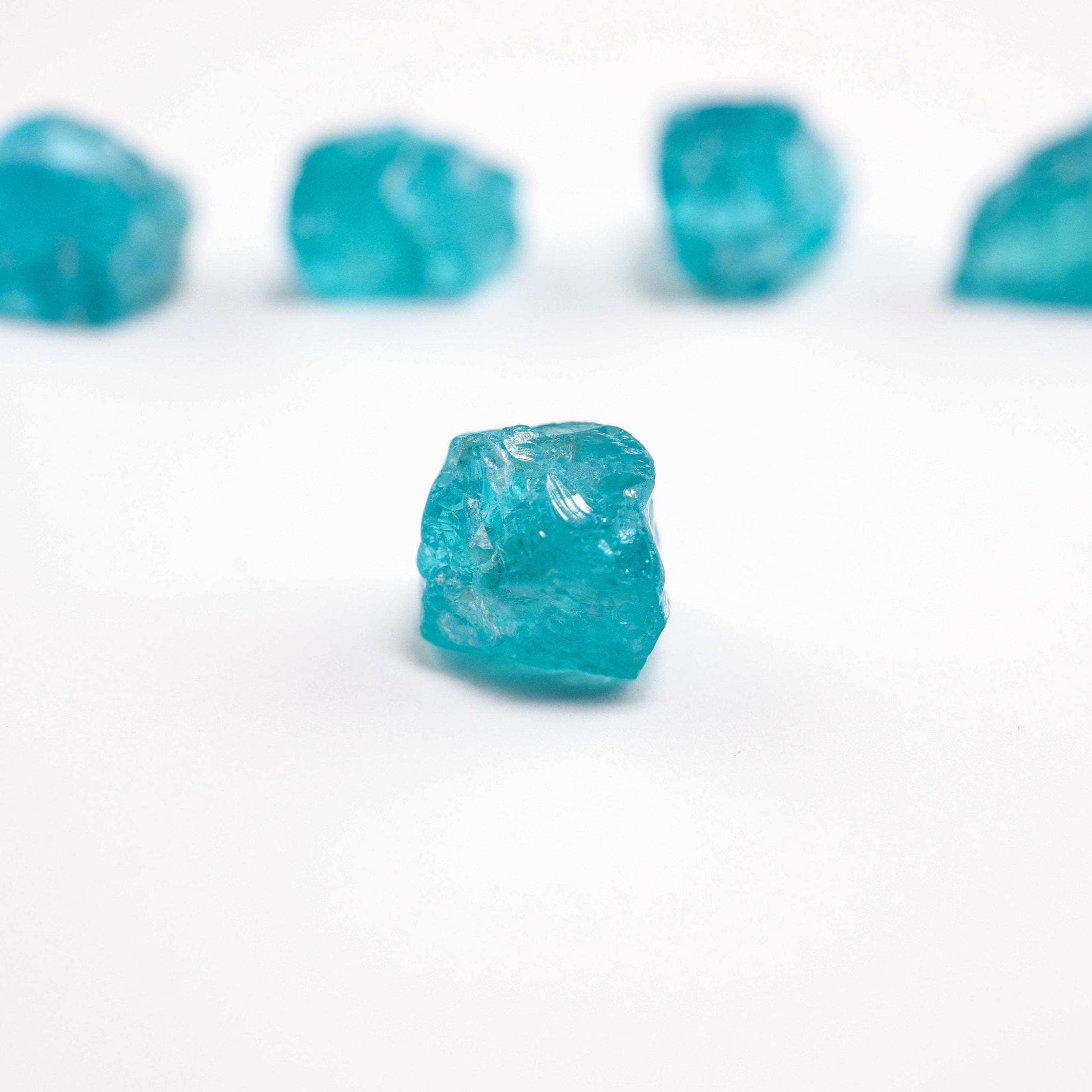 ブルーアパタイト原石 天然原石 宝石結晶 - Etsy 日本