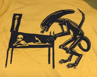 Alien Playing Alien Pinball T Shirt