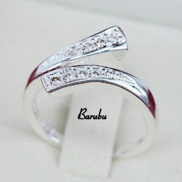 SOLID 925 Sterling Silber Wishbone Verstellbarer Daumen-Finger-Wickelring, Glücksbringer-Ring, stapelbarer minimalistischer Kristallring, Geschenk für Sie