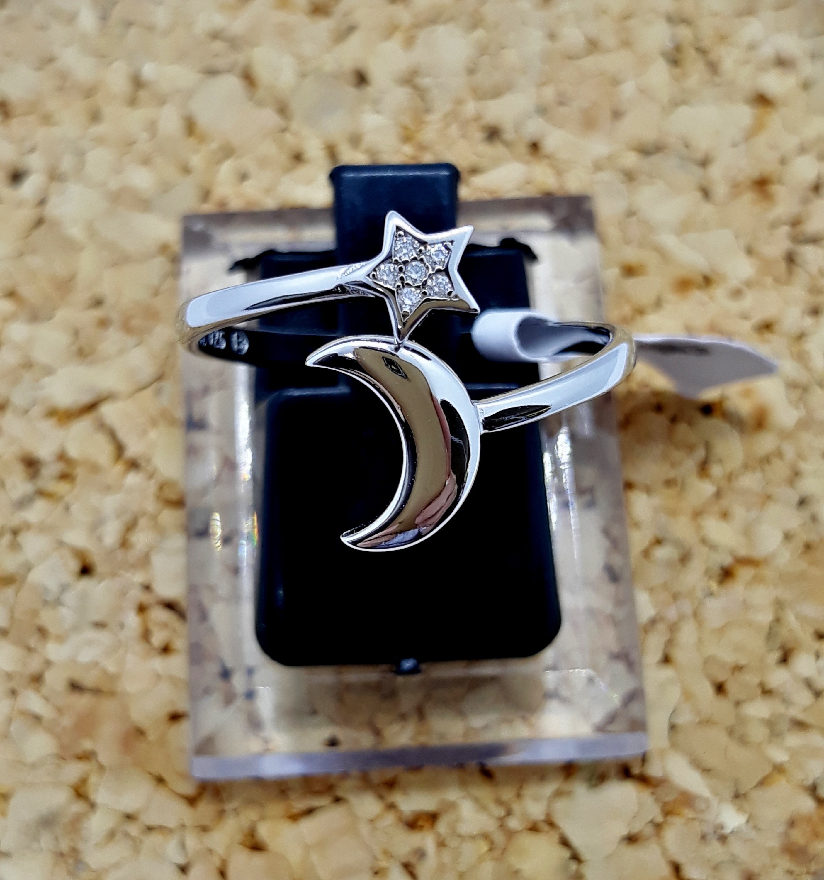 BellaB Sterling Silver .925 Wraparound Star and Moon Ring 
