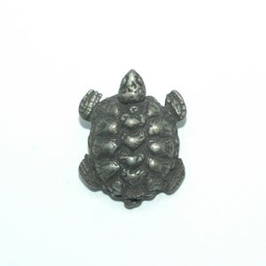 Turtle Button. Pewter button. Size 1&quot;