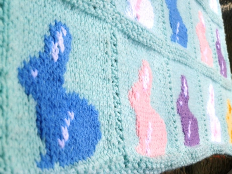 Child Blanket Knitting Pattern, Bunny Baby Blanket, Bunny Blanket knitting pattern, Rabbit baby blanket knit pattern, animal blanket pattern image 3