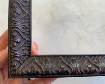 Mahogany Ornate Picture Frame- Victorian Carved Hearts- Custom Sizes-  A4 A3 4x6 5x7 7x11 8x10 8.5x11 9x12 10x10 11x14 16x20 18x24 24x30