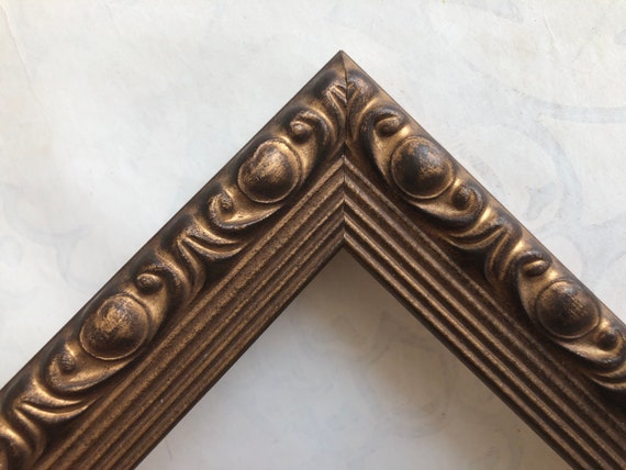 1.25" Antique Gold Picture Frame w/Hearts Detail- Custom Framing- A5 A4 A3 A2 A1 4x6 5x7 8x10 8x8 9x12 11x14 16x20 18x24 20x24 20x30 24x36