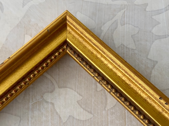 Vintage Gold Picture Frame- Traditional Framew/Bead-  Custom Picture Frames- A3 A5  5x7 8x10 8.5x11 10x10 11x14 12x12 16x20 18x24 20x20