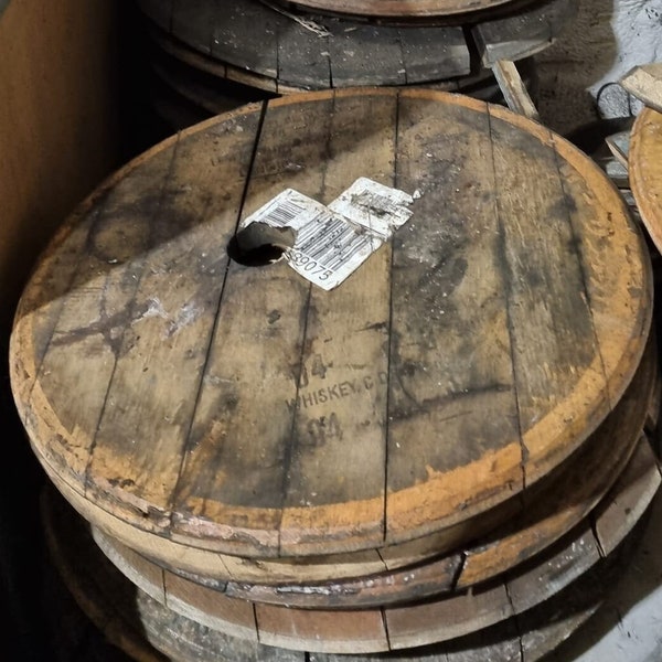 Bourbon Barrel Head, lid, top, barrel wood, Cask End whiskey wine reclaimed - BUNG HOLE END