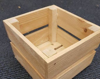 1 x Mini Crate - Strong Flower Box Crate Solid Vintage Wooden Fruit Apple Storage Decor New & Clean