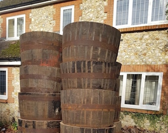 Ein HALBES WHISKEY-FASS-Fass - Wählen Sie Ihre Menge, kostenlose Lieferung - Renutzte Eichenfass-Pflanzgefäße - Frisch auf Bestellung gefertigt…