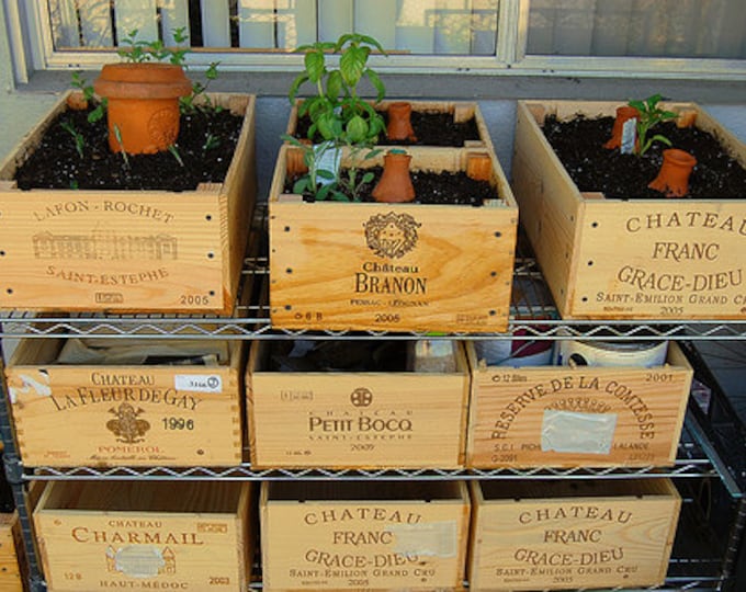 Graded Stock - 1 x 12 Bottle size -  Traditional FRENCH  WOODEN WINE  Box  / Crate / Storage unit - Ideal for Planters and in the Greenhouse