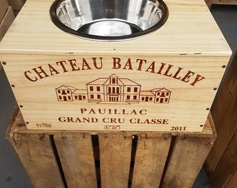 Reclaimed wooden wine box PET FEEDER BOWL / Station for dogs & cats - Medium