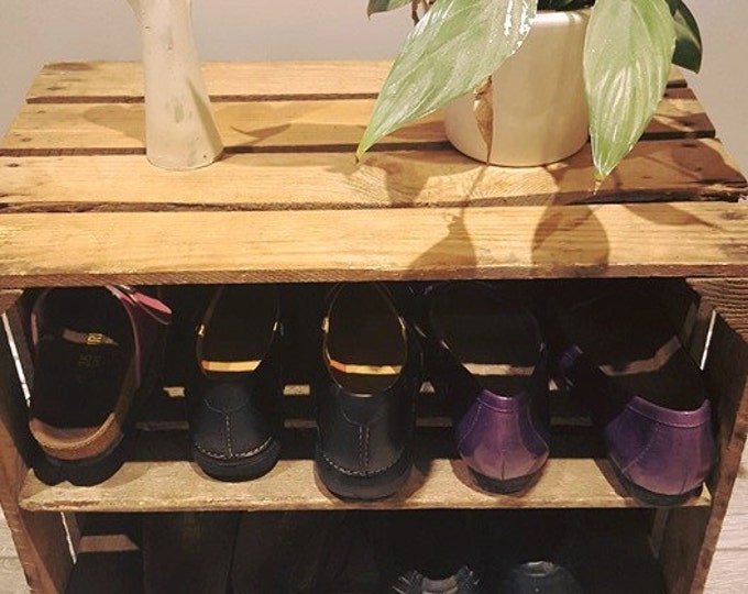 SHABBY CHIC wooden shoe rack / shelving display - handmade vintage apple crate box bushel