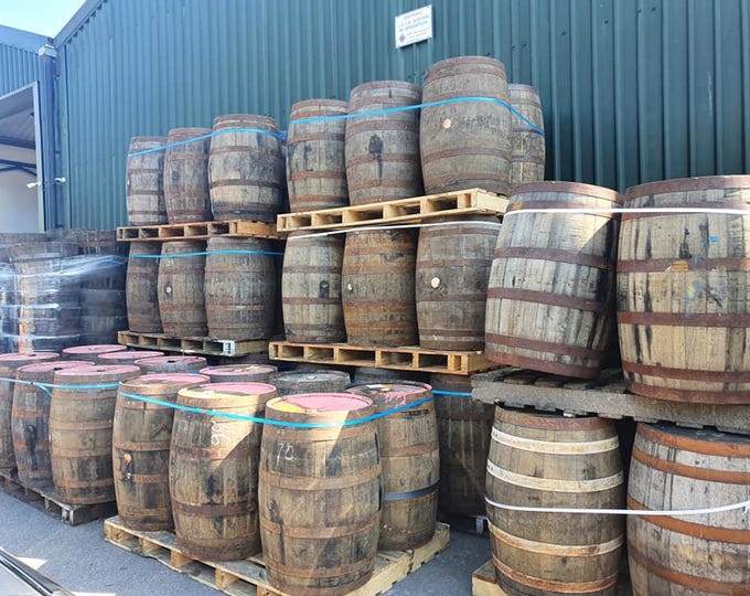 OAK WHISKY BARREL  - Scotch whiskey / bourbon cask - Free Shipping -  Special Summer Deal!