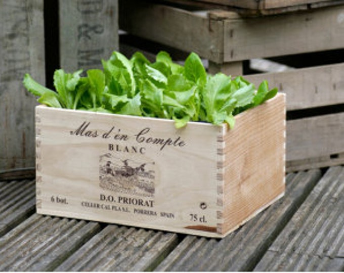 1 x 6 Bottle size -  Traditional FRENCH  WOODEN WINE  Box  / Crate / Storage unit - Christmas Hamper, Gift idea