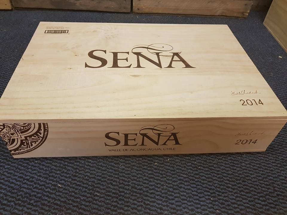 SENA Chillian Wine box with LID Vineyard Flat half size genuine Wooden