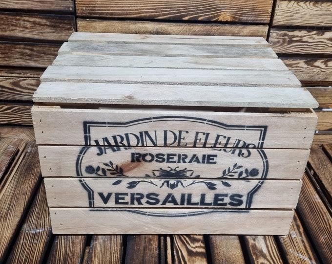 LA JARDIN De Fleurs FRENCH Rustic Retro Wood Apple Crate Storage Box Chest Trunk For Man cave or She shed