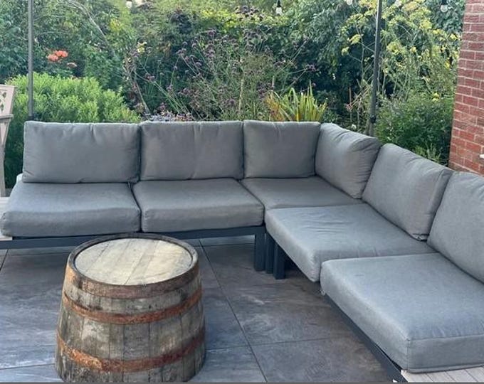 FLAT TOP Oak WHISKEY Barrel - Ideal Garden table, Coffee table , Side stand, Patio