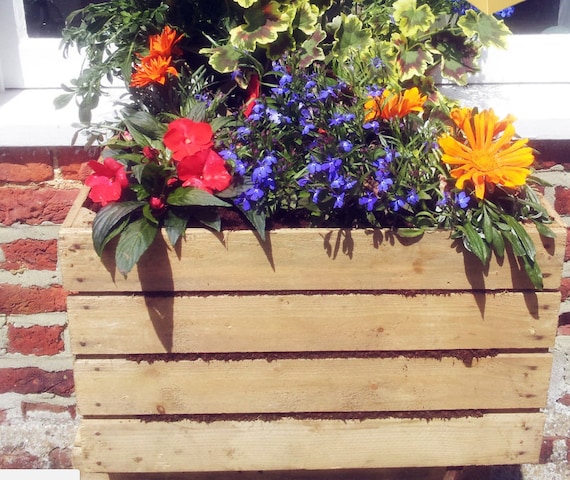1 x PLANTER Vintage Rustic European Wooden Apple Crates,Wooden Garden Trough Planter Veg Bed Flower Plant Pots