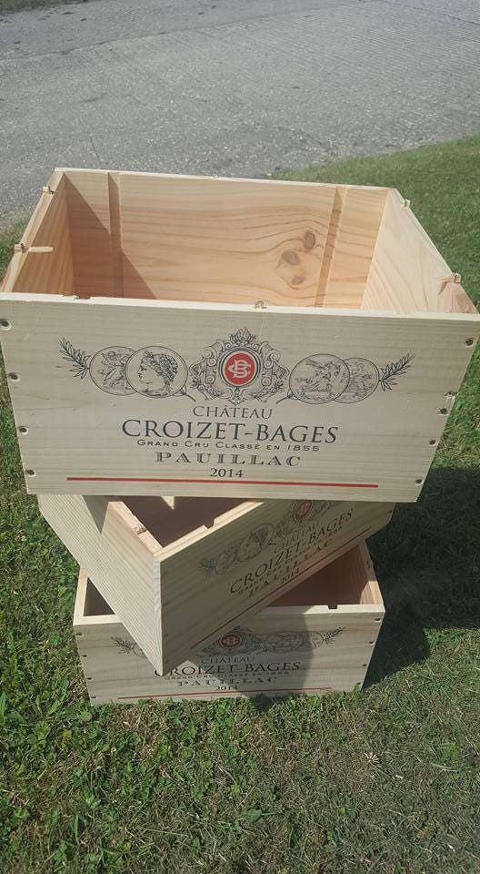 Single Vintage Wooden Wine Box Crate - Shabby Chic Storage - Upcycled/Used