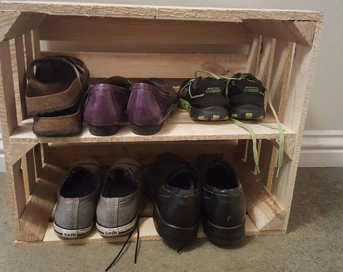SHABBY CHIC wooden shoe rack / shelving display - handmade vintage apple crate box bushel