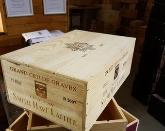 12 Bottle size with Lid -  Traditional FRENCH  WOODEN WINE  Box  / Crate / Storage unit - Christmas Hamper, Gift idea