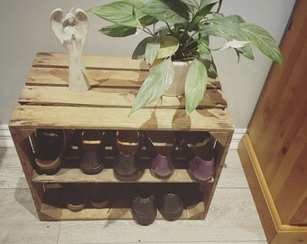 SHABBY CHIC wooden shoe rack / shelving display - handmade vintage apple crate box bushel