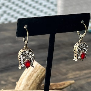 Tulip Flower Earrings with Rhinestones Red Stone Lotus Floral Vintage Style