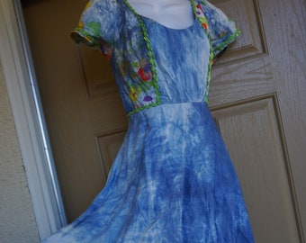 Vintage 1970s floral maxi dress 70s size 12 large denim blue