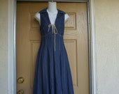 Vintage 80s 90s size 4 small dark washed denim jean dress made by Moda International 1980s 1990s corset laces at bust