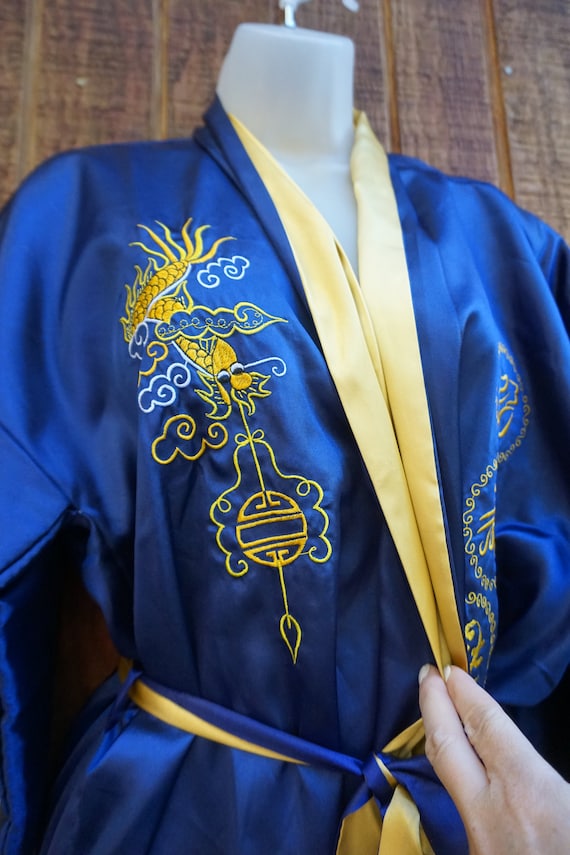 Reversible Dragon embroidered robe sixe XXL mens … - image 4