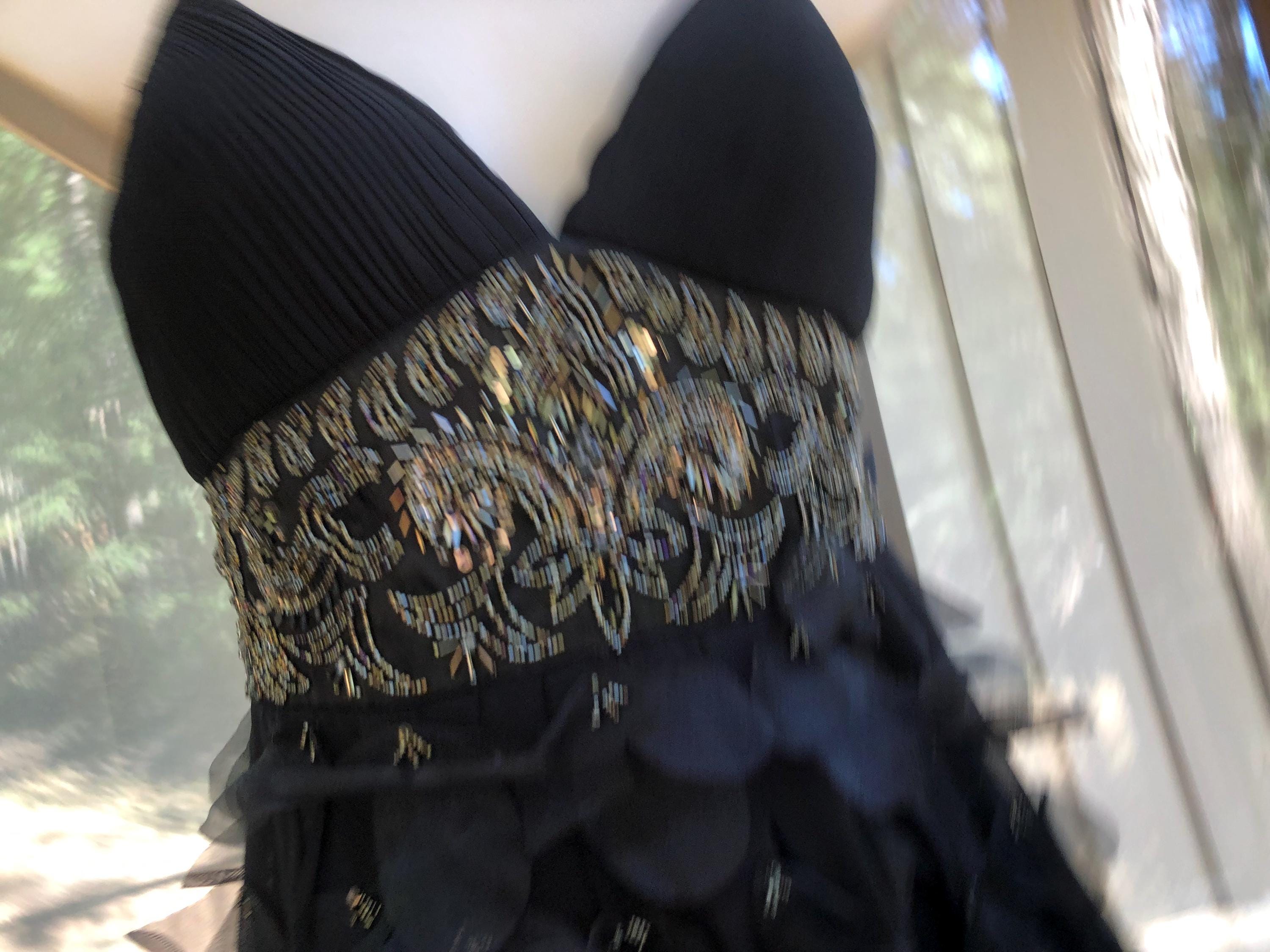 SUE WONG スーウォン シルク100％ ビーズ刺繍 ロングドレス ブラウン SUE WONG コード刺繍ショートスリーブドレス ホワイト | Sharon