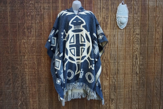 Hooded cape with turtle design jacket size up to … - image 1
