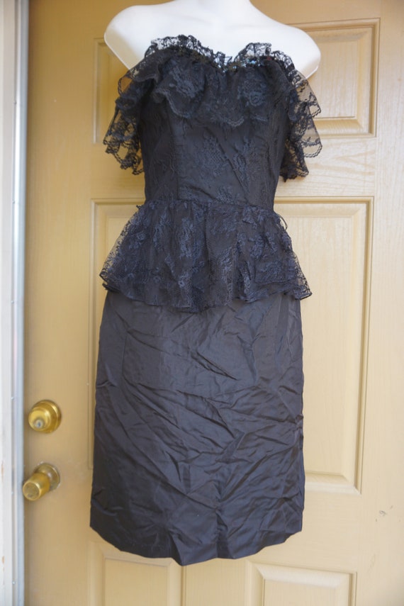 1990s vintage black lace sweetheart dress size sm… - image 7