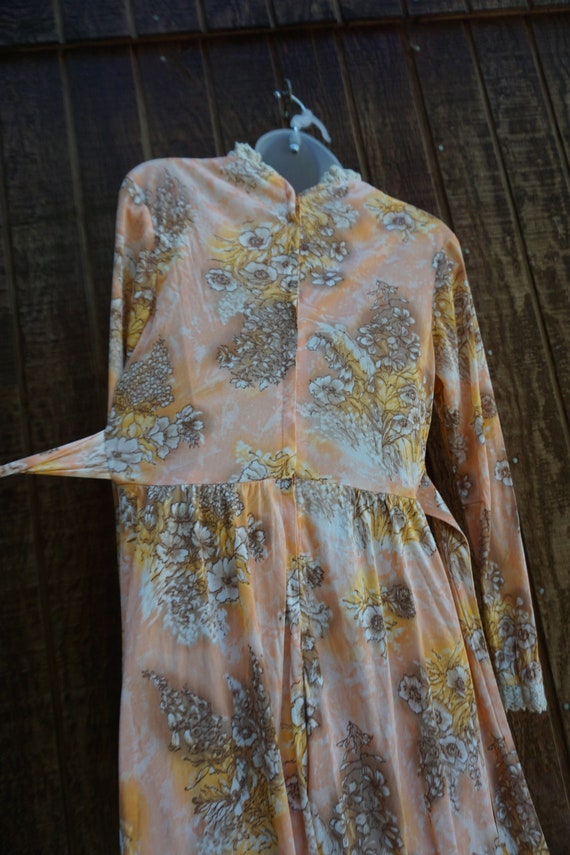 1970s vintage maxi dress prairie medium floral - image 8