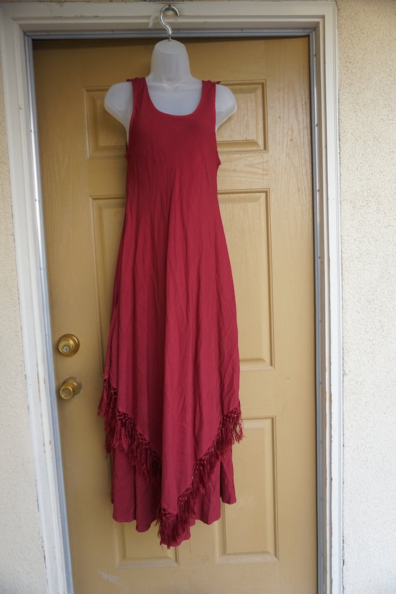 Sleeveless Moroccan size small burgundy tank tent 