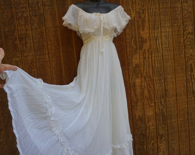 Gunne Sax on or off the Shoulder Prairie Bridal Wedding Gown Size Small ...