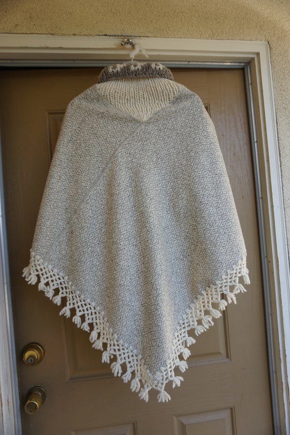 Vintage wool blanket poncho / cape / shawl jacket… - image 4