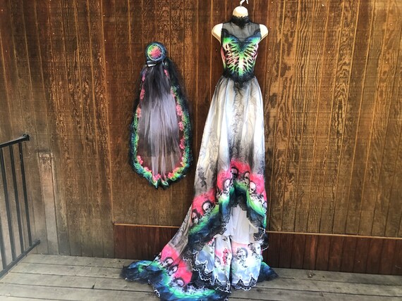 Skeleton Painted Dress Size Estimated 8/9 Unique One of a Kind Sequined Halloween Costume or Day of the Dead - Etsy Skeleton Painted Dress Size Estimated 8/9 Unique One of a Kind Sequined Halloween Costume or Day of the Dead - Etsy