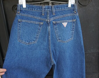 jeans triangle logo